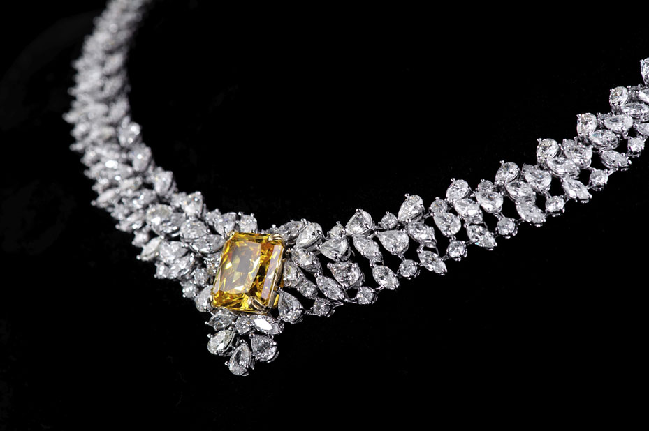 Radiant Elegance: Exploring the World of Custom Color Diamond Jewelry